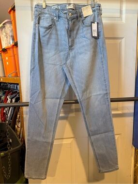 Universal Thread Light Blue Women's Skinny Jeans
